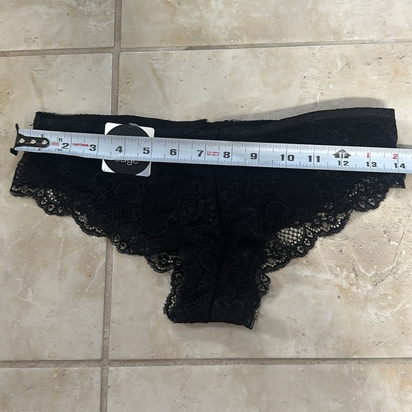 NWT 3 Pairs of Lace Panties - Frederick’s of Hollywood - Picture 3 of 8